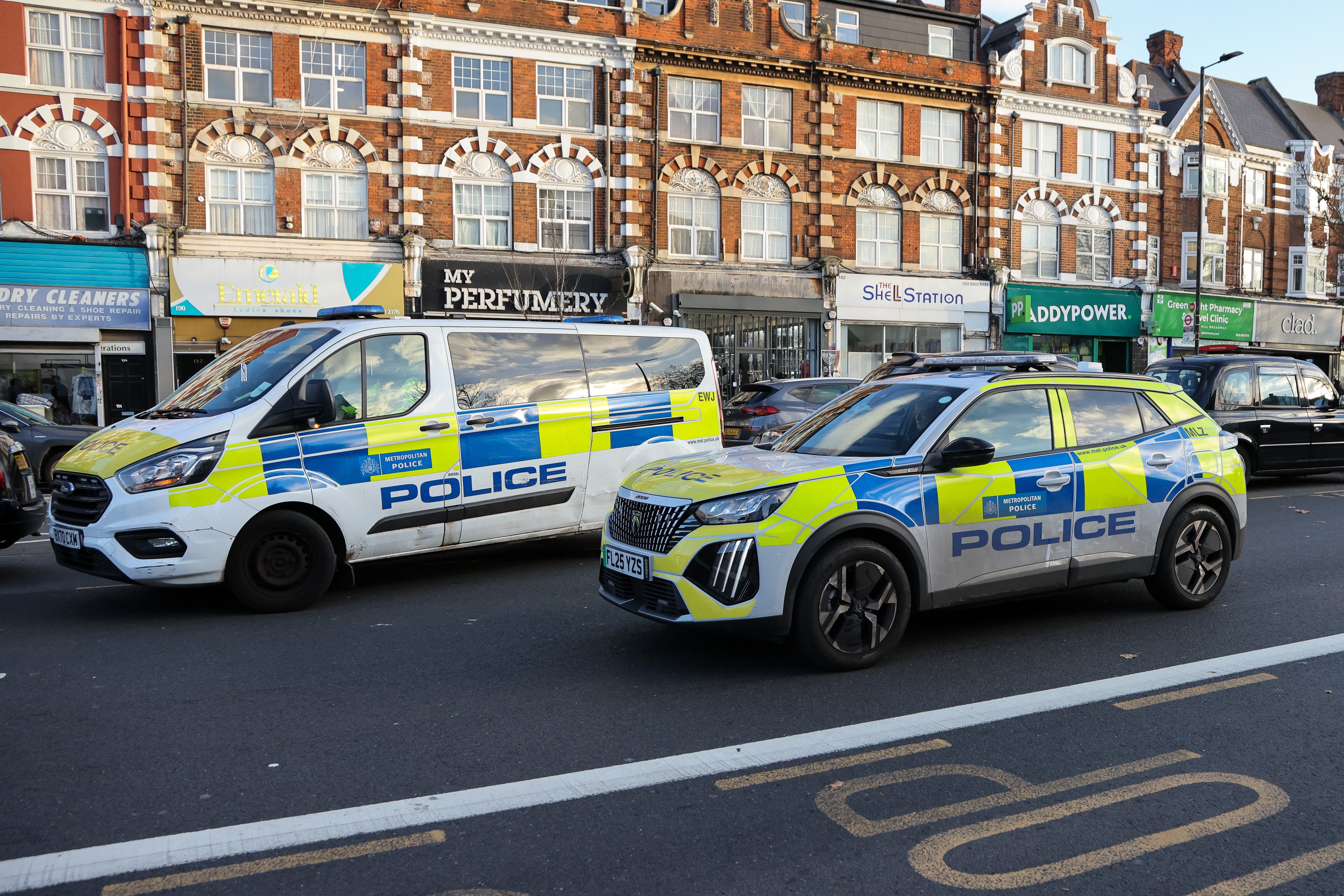 Dos judíos apuñalados en el norte de Londres por un hombre que ya ha sido detenido Dos judíos apuñalados en el norte de Londres por un hombre que ya ha sido detenido