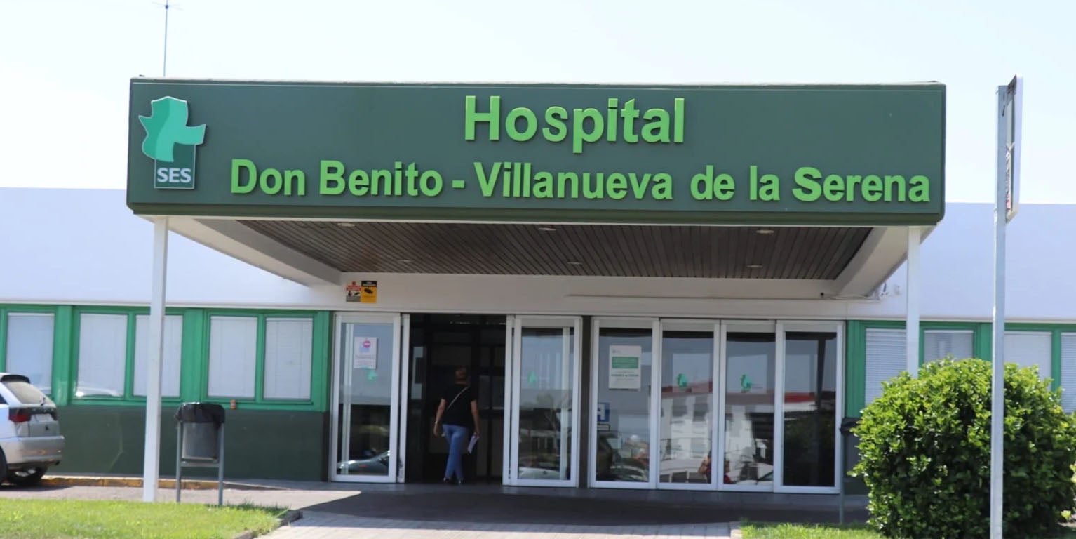 Un hombre de 34 años herido tras el choque frontal entre dos vehículos en Don Benito Un hombre de 34 años herido tras el choque frontal entre dos vehículos en Don Benito