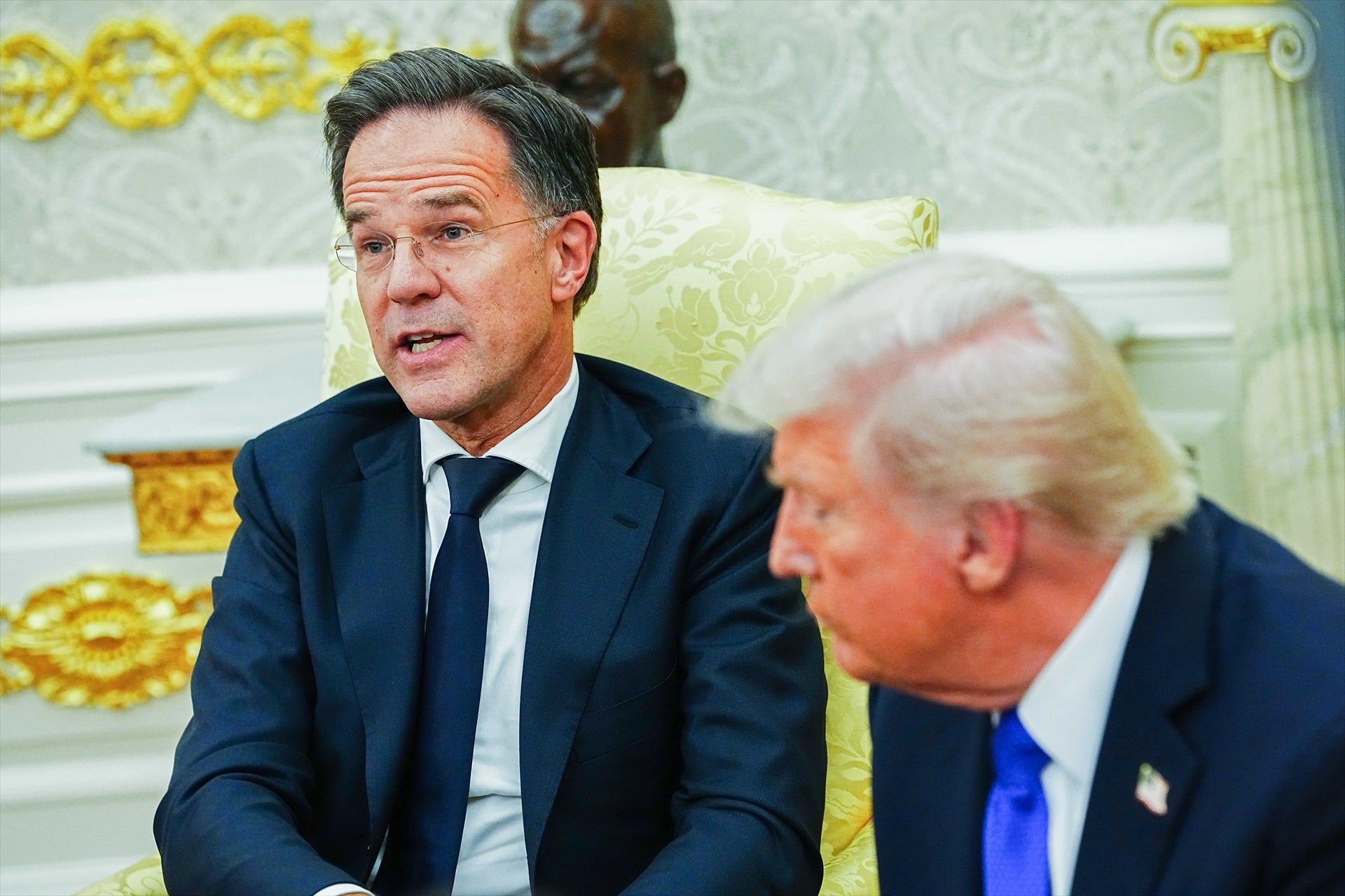 Qué hay detrás del "servilismo" de Mark Rutte con Donald Trump: ¿simple peloteo o una estrategia para proteger a la OTAN? Qué hay detrás del "servilismo" de Mark Rutte con Donald Trump: ¿simple peloteo o una estrategia para proteger a la OTAN?