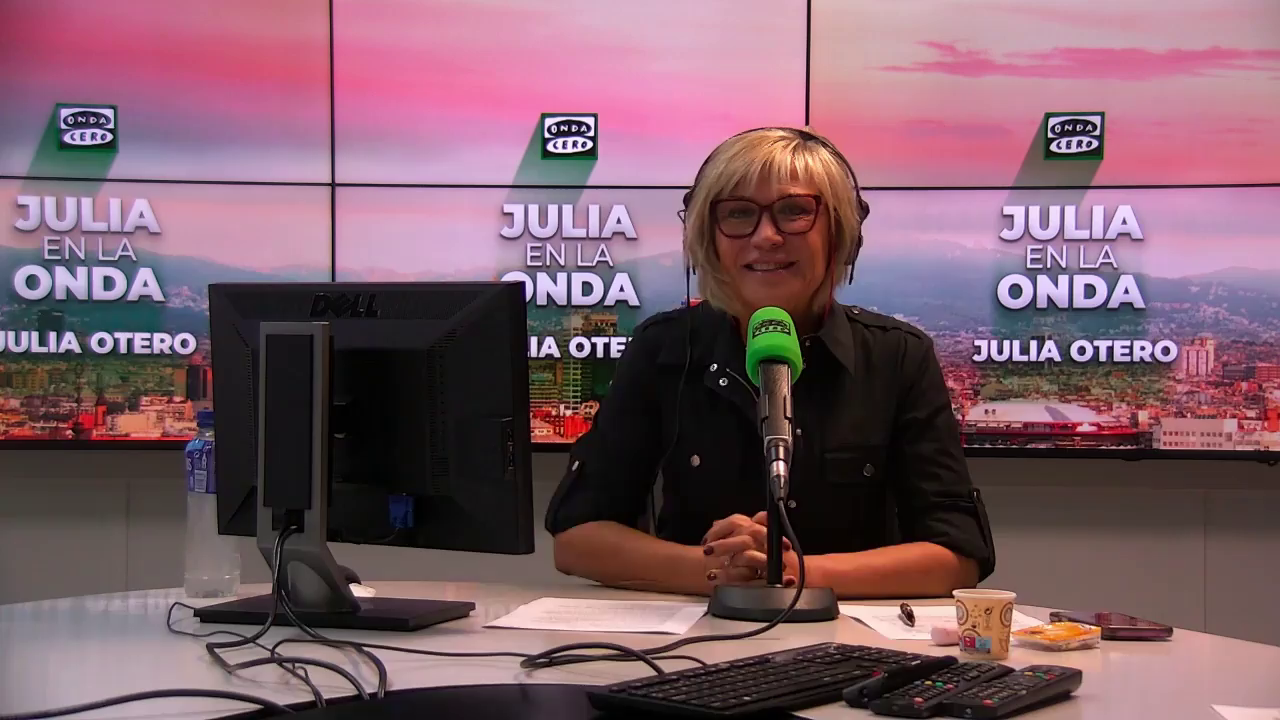 Julia Otero: "Buenos días a las mamás, mamitas, madrazas, mamuchis" Julia Otero: "Buenos días a las mamás, mamitas, madrazas, mamuchis"