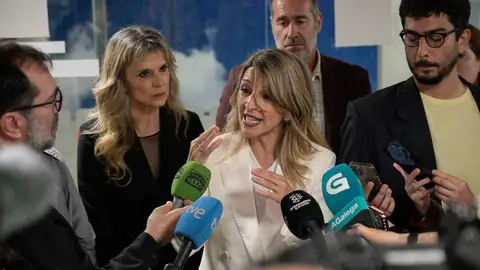Yolanda Díaz atiende a los medios de comunicación Yolanda Díaz atiende a los medios de comunicación