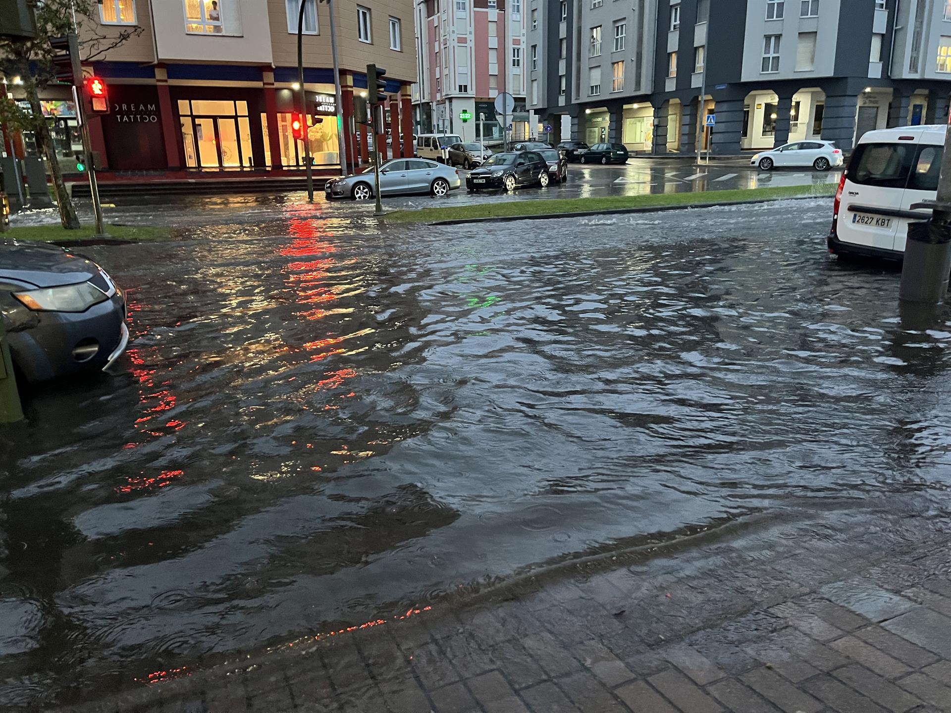 La tromba de agua de anoche en Santander deja más de 20 litros por metro cuadrado en una hora La tromba de agua de anoche en Santander deja más de 20 litros por metro cuadrado en una hora