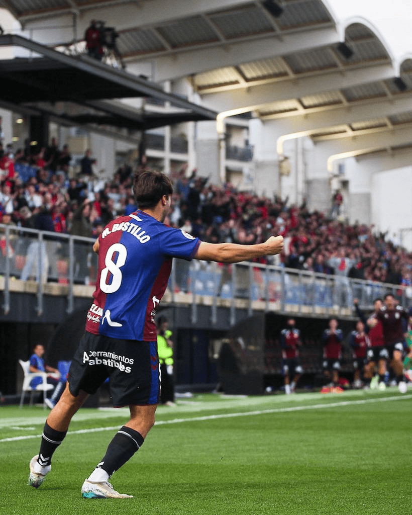 El Eldense recupera el liderato y depende de sí mismo para el ascenso El Eldense recupera el liderato y depende de sí mismo para el ascenso