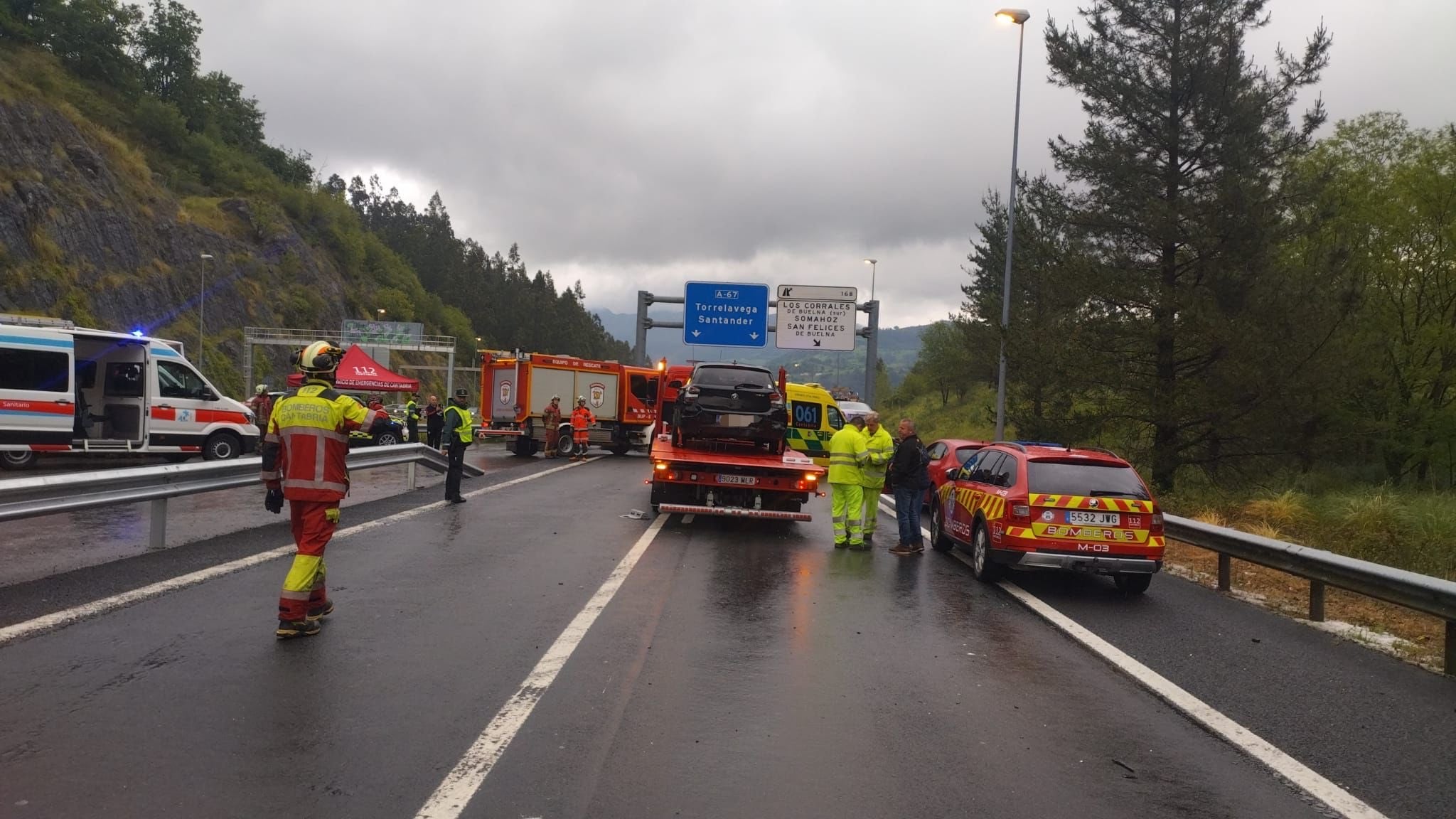Un accidente múltiple provoca 20 heridos e implica a 18 vehículos en la A-67 tras una granizada Un accidente múltiple provoca 20 heridos e implica a 18 vehículos en la A-67 tras una granizada