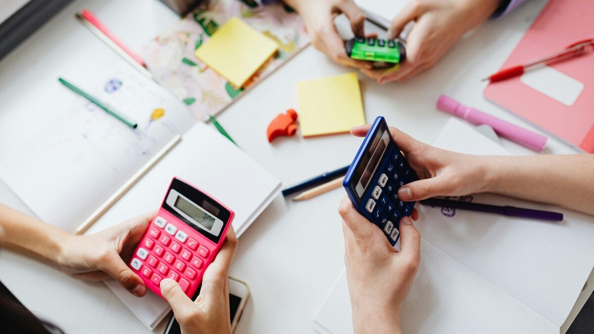 La educación financiera, la asignatura pendiente en los colegios para evitar disgustos