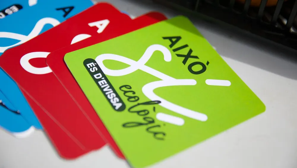 Carteles identificativos de la campaña 'Això sí, és d’Eivissa' Carteles identificativos de la campaña 'Això sí, és d’Eivissa'