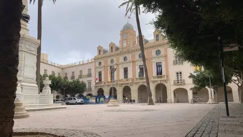 La Junta da el visto bueno a la protección de El Pingurucho, el Sagrado Corazón y el puente del Torrejón Imagen de archivo de El Pingurucho