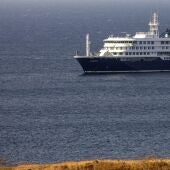 Cuántos casos de hantavirus han sido detectados en el crucero afectado y cuántos españoles viajan en él