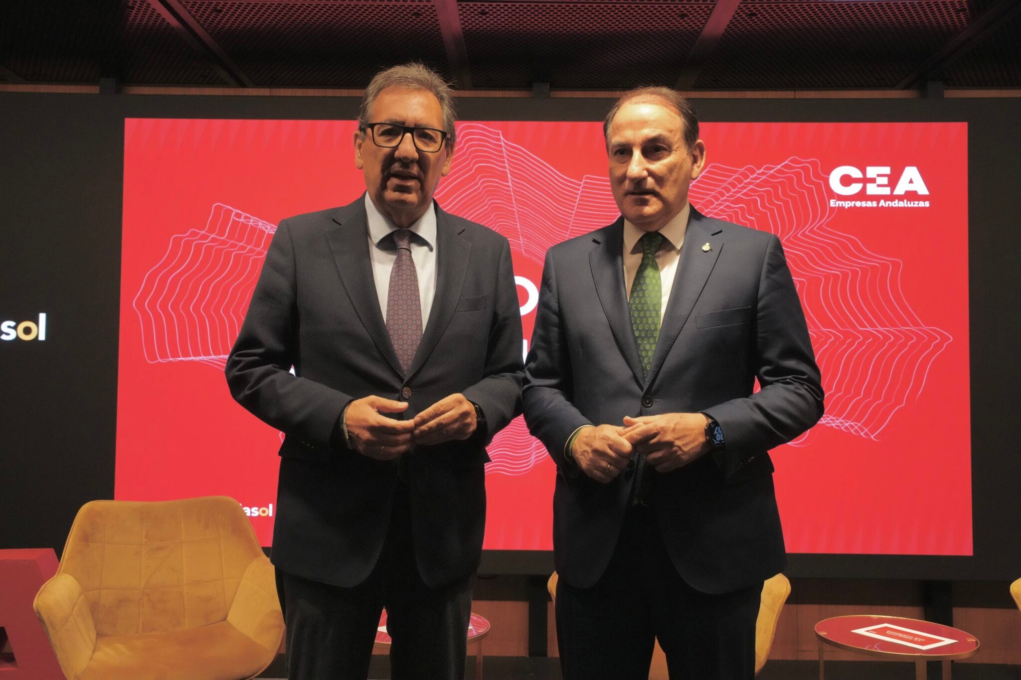 Antonio Pulido y Javier González de Lara coinciden en las claves para impulsar un tejido empresarial andaluz más competitivo y cohesionado Antonio Pulido y Javier González de Lara coinciden en las claves para impulsar un tejido empresarial andaluz más competitivo y cohesionado