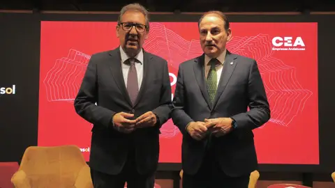 Antonio Pulido y Javier González de Lara coinciden en las claves para impulsar un tejido empresarial andaluz más competitivo y cohesionado Antonio Pulido y Javier González de Lara coinciden en las claves para impulsar un tejido empresarial andaluz más competitivo y cohesionado