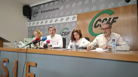 CSIF pide que la Junta negocie un "gran" acuerdo de legislatura para mejorar condiciones de los empleados públicos CSIF pide que la Junta negocie un "gran" acuerdo de legislatura para mejorar condiciones de los empleados públicos