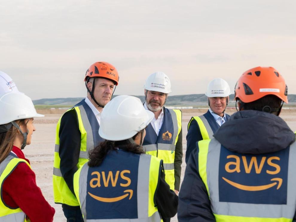 Los centros de AWS en Villanueva y Huesca se construirán en cuatro años Los centros de AWS en Villanueva y Huesca se construirán en cuatro años