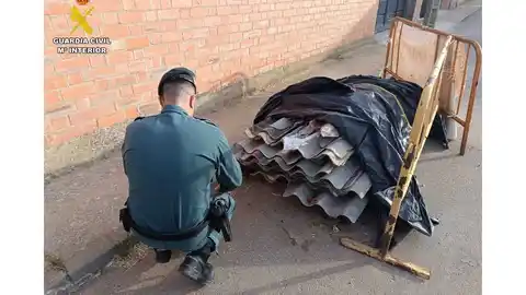 Investigado en Palencia por abandonar residuos con amianto en la vía pública .