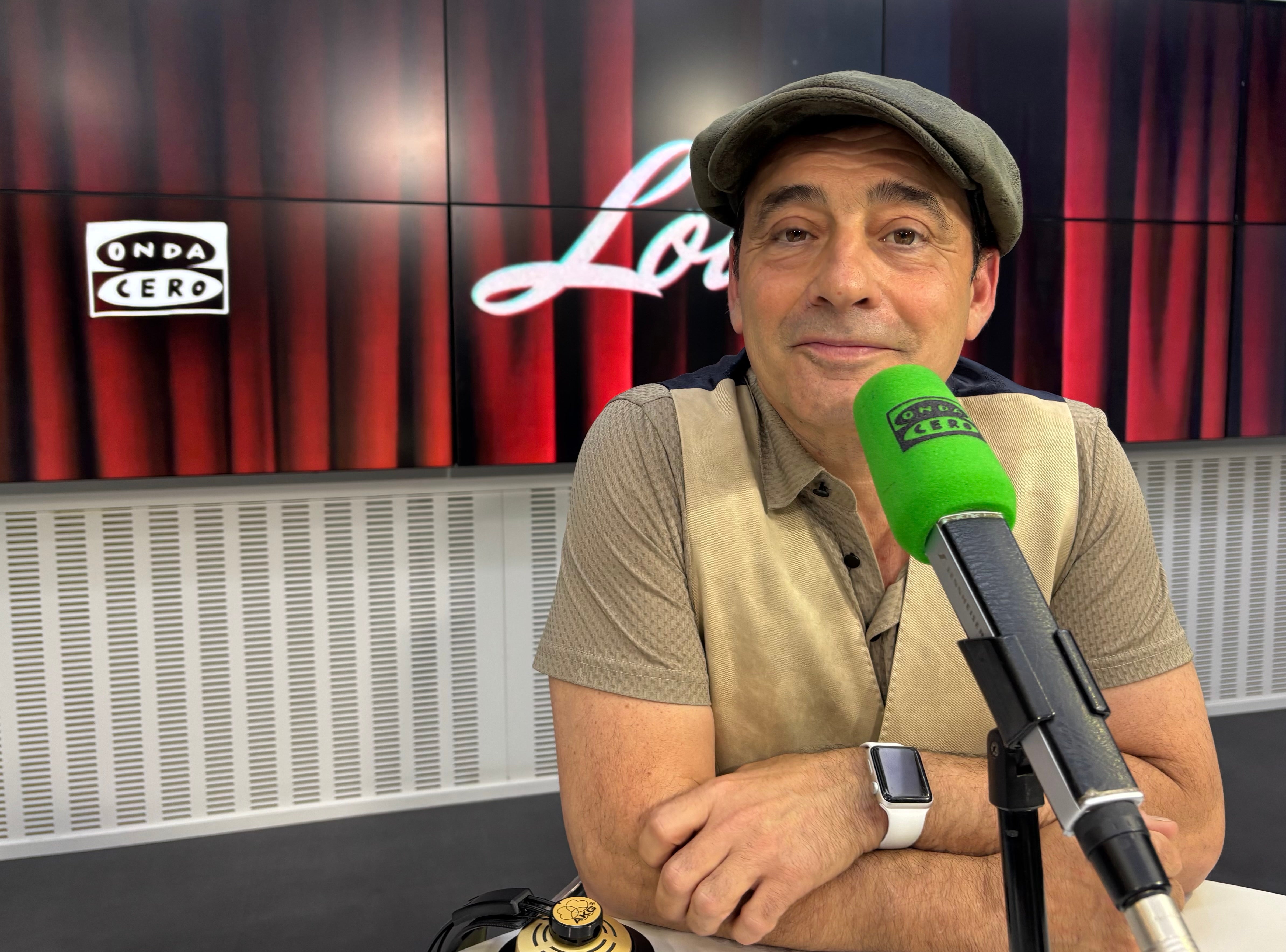 Zenet presenta “Las manos y la voz”: cuando una canción dice lo que una relación no se atreve episode artwork