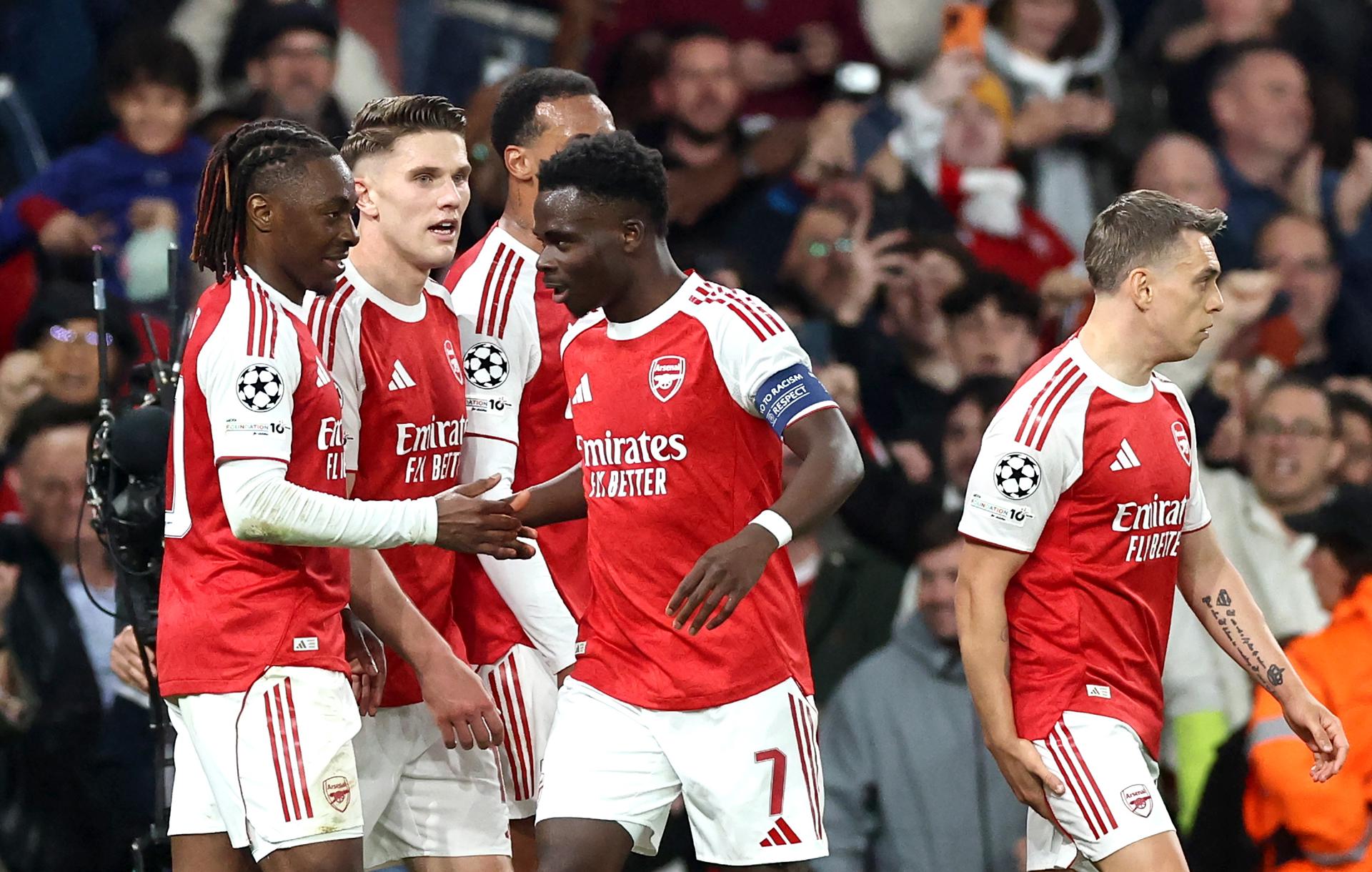 Saka celebra el gol que da la victoria al Arsenal Saka celebra el gol que da la victoria al Arsenal