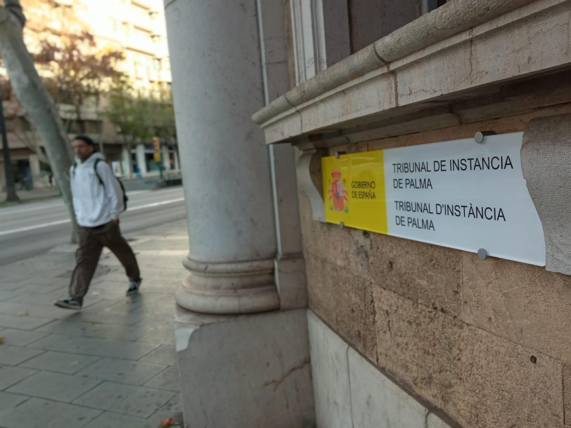 Siete años de cárcel para el hombre que mató a su mujer en el Coll (Palma) después maltratarla durante años Siete años de cárcel para el hombre que mató a su mujer en el Coll (Palma) después maltratarla durante años