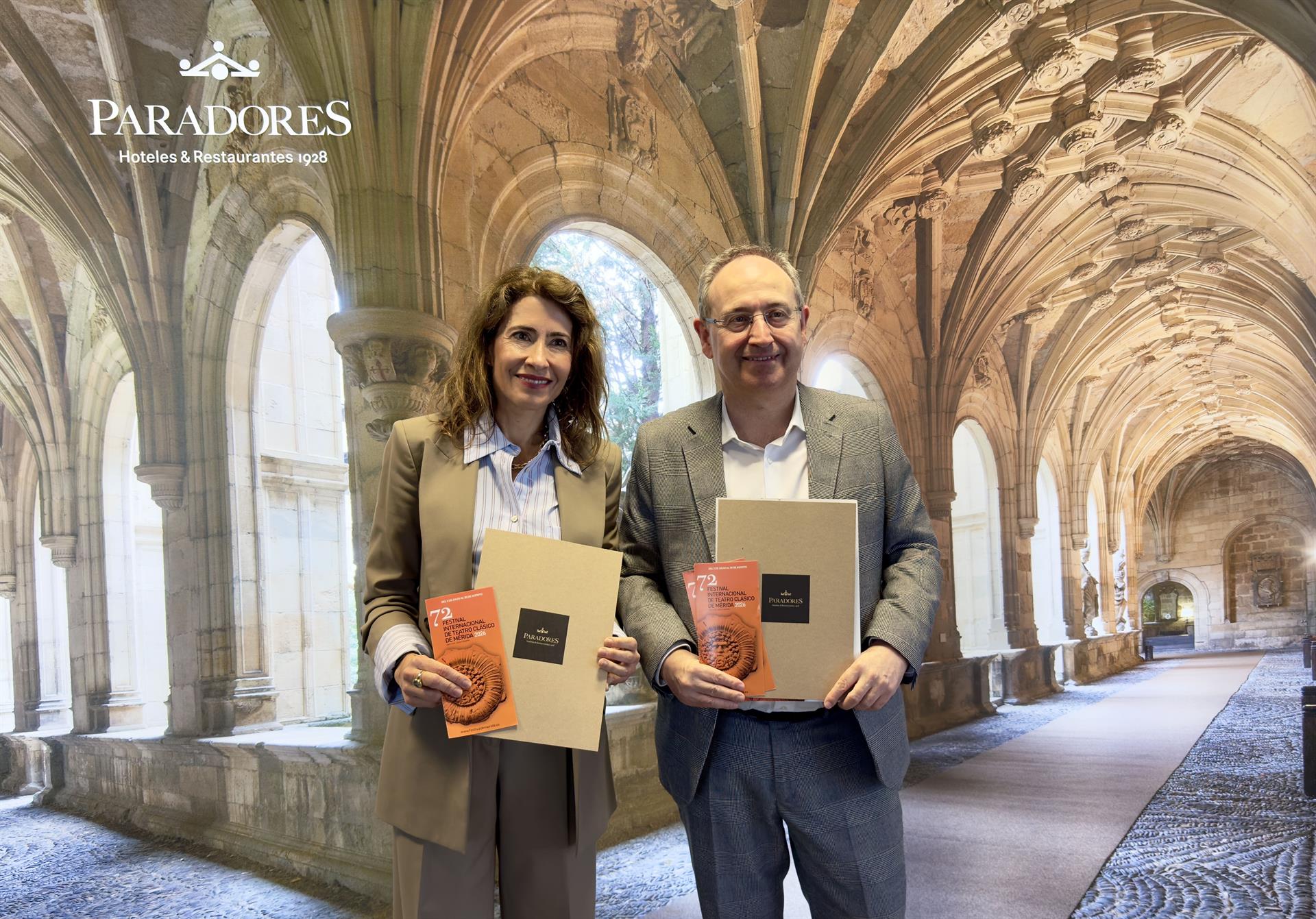 Renovado el convenio de promoción cultural y del patrimonio entre Paradores y el Festival de Teatro de Mérida Renovado el convenio de promoción cultural y del patrimonio entre Paradores y el Festival de Teatro de Mérida