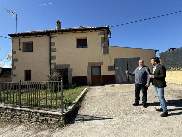 Una nueva familia podrá instalarse en Latre gracias al Plan de Vivienda Una nueva familia podrá instalarse en Latre gracias al Plan de Vivienda