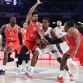 El Real Madrid revive los fantasmas fuera de casa y cae ante el Hapoel El Real Madrid revive los fantasmas fuera de casa y cae ante el Hapoel