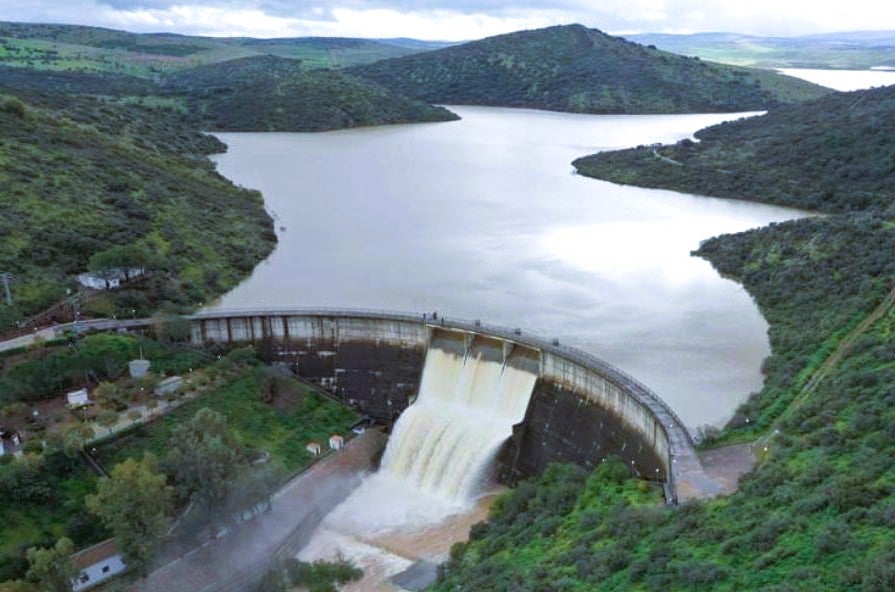 Unidas por Valdepeñas denuncia un "vacío de control" en el contrato del agua Unidas por Valdepeñas denuncia un "vacío de control" en el contrato del agua