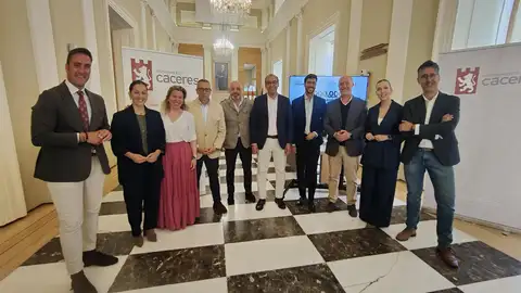 El equipo de Gobierno de Cáceres presenta los presupuestos municipales 2026 El equipo de Gobierno de Cáceres presenta los presupuestos municipales 2026