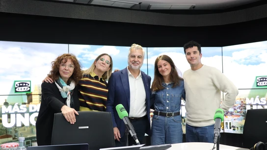 Begoña Gómez de la Fuente, Irene Ramírez, Carlos Alsina, Mar Manrique y Emilio Doménech Begoña Gómez de la Fuente, Irene Ramírez, Carlos Alsina, Mar Manrique y Emilio Doménech