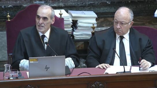 El jefe de la Fiscal&iacute;a Anticorrupci&oacute;n, Alejandro Luz&oacute;n, y el abogado del PP, Alberto Dur&aacute;n, en el juicio del Tribunal Supremo.