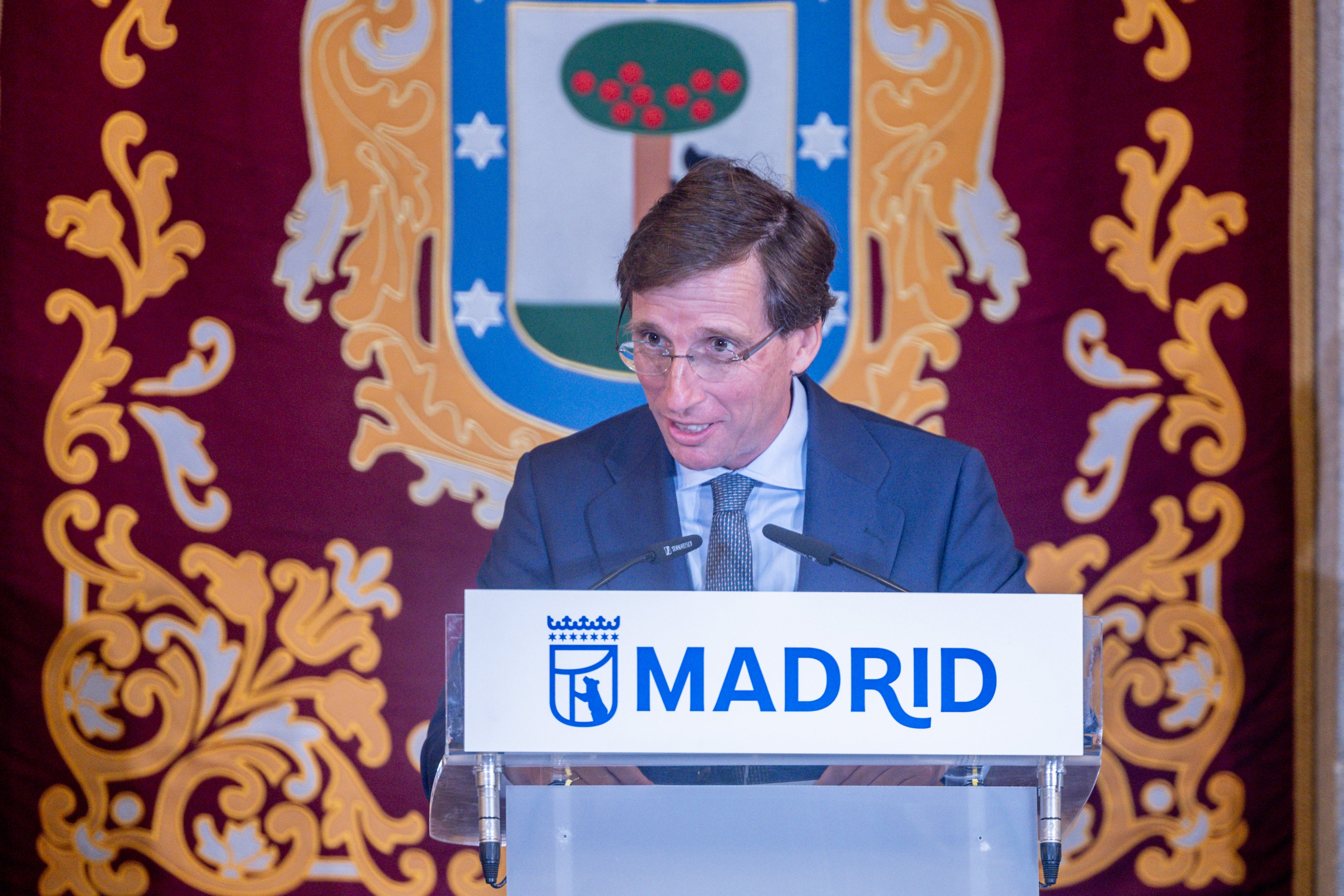 Almeida carga contra la UEFA por el arbitraje Champions Almeida carga contra la UEFA por el arbitraje Champions