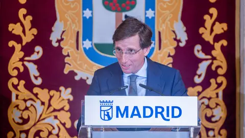 Almeida carga contra la UEFA por el arbitraje Champions Almeida carga contra la UEFA por el arbitraje Champions