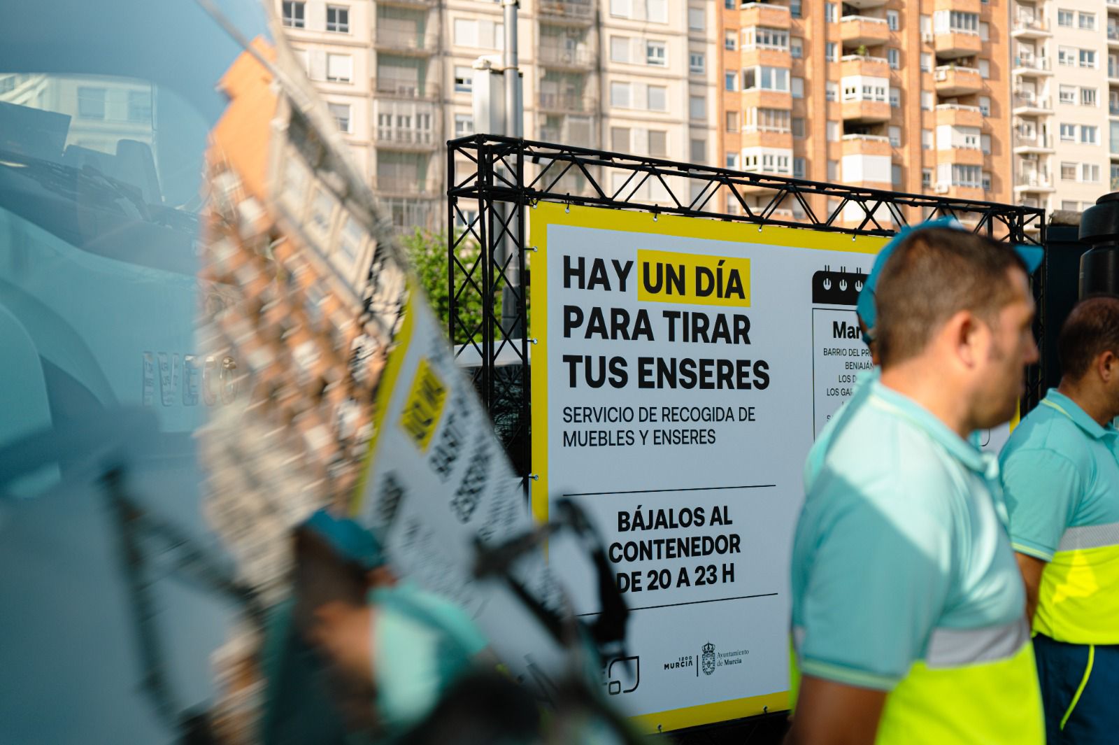 Murcia amplía a cuatro nuevas pedanías el sistema de recogida de enseres «Un Solo Día» episode artwork