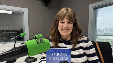 La escritora Isabel Arias La escritora Isabel Arias
