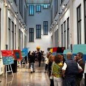 El Museo del Automóvil y la Moda de Málaga inaugura la exposición temporal “Mis ojos, mi mar” del artista Manu Garrido