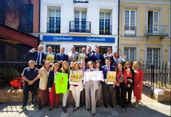 Málaga acoge la IV Carrera Solidaria nocturna a beneficio de Fundación Olivares Málaga acoge la IV Carrera Solidaria nocturna a beneficio de Fundación Olivares