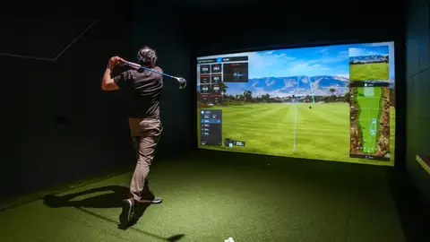 Five Iron Golf inaugura su primer club en España y elige Valencia como epicentro de una expansión nacional que movilizará 20 millones de euros Five Iron Golf inaugura su primer club en España y elige Valencia como epicentro de una expansión nacional que movilizará 20 millones de euros