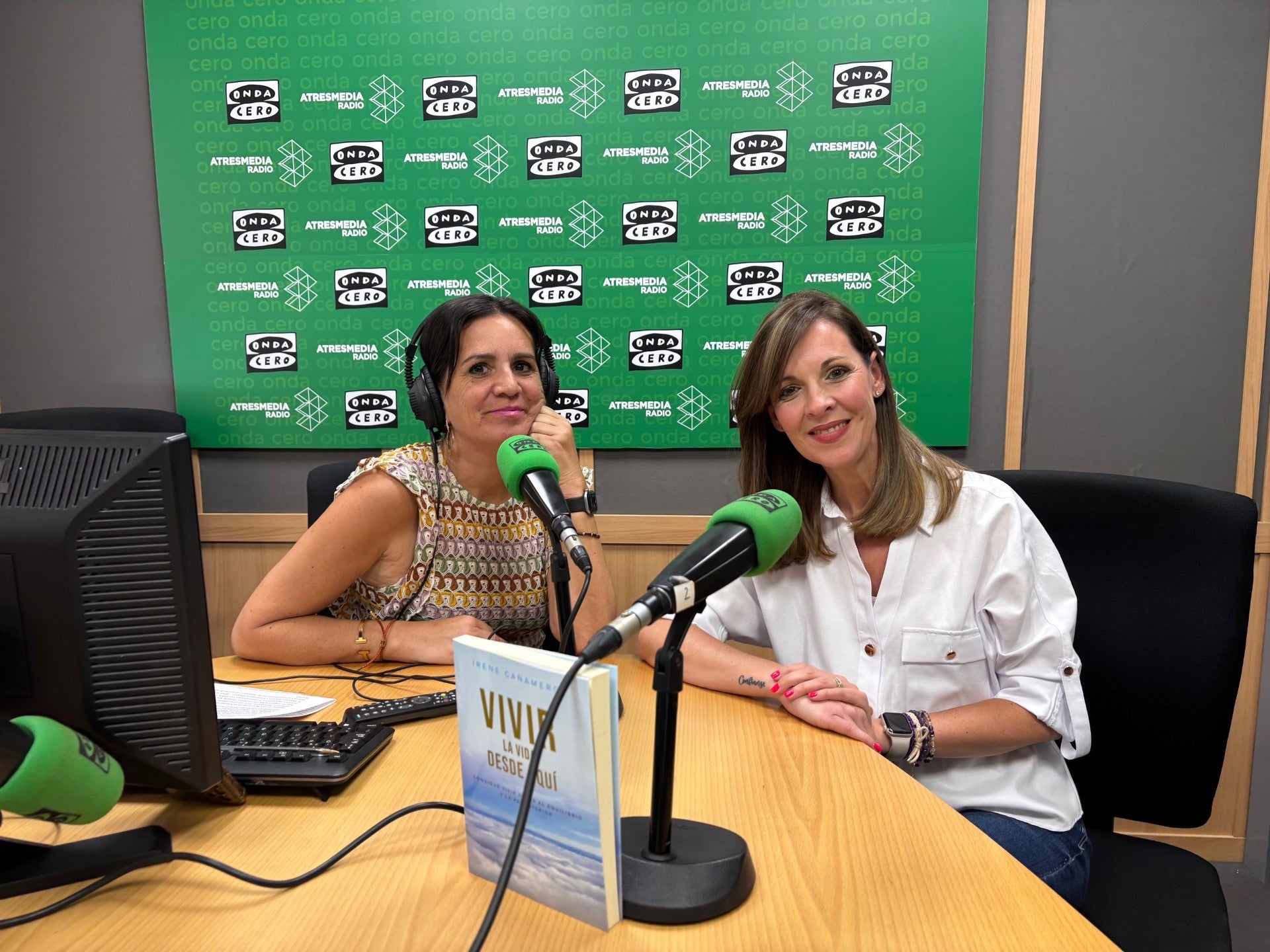 "La mente se entrena, como se entrena el cuerpo en el gimnasio", reivindica Irene Cañamero en su libro "Vivir" "La mente se entrena, como se entrena el cuerpo en el gimnasio", reivindica Irene Cañamero en su libro "Vivir"