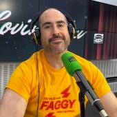 Alberto Velasco se desnuda en LOVIN’ YOU: deseo, cuerpo, vergüenza y libertad sin filtros
