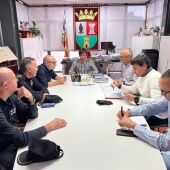 Reunión previa al inicio de las obras de modernización del riego en Benifaió