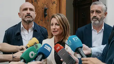 Carrasco y De los Santos ponen el acento en la igualdad, la FP Dual y la seguridad de los menores en internet Carrasco y De los Santos ponen el acento en la igualdad, la FP Dual y la seguridad de los menores en internet
