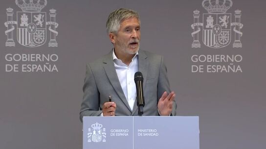 Marlaska lamenta el "tr&aacute;gico accidente" de los guardias civiles y dice que se han puesto "m&aacute;s medios que nunca" contra el narcotr&aacute;fico