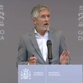 Marlaska lamenta el "trágico accidente" de los guardias civiles y dice que se han puesto "más medios que nunca" contra el narcotráfico Marlaska lamenta el "trágico accidente" de los guardias civiles y dice que se han puesto "más medios que nunca" contra el narcotráfico