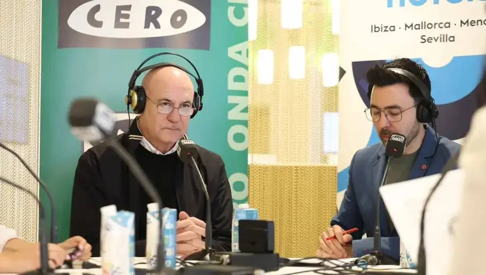 Antonio Doménech, durante la entrevista con Carles Lamelo Antonio Doménech, durante la entrevista con Carles Lamelo