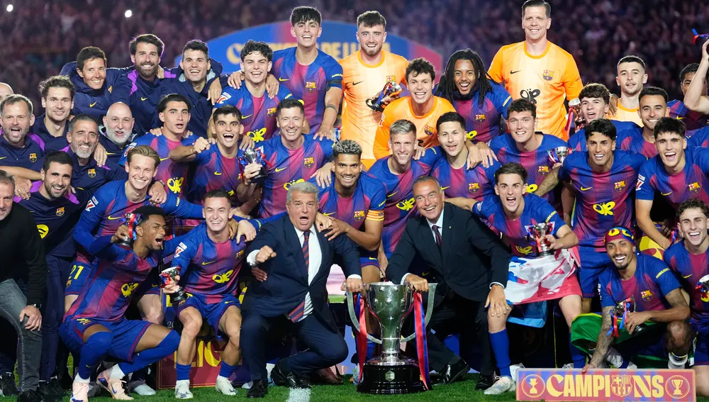 El Barça celebra el título de Liga El Barça celebra el título de Liga