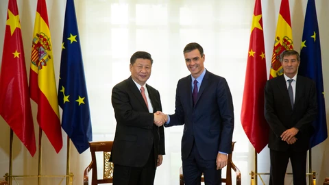 Xi Jinping junto a Pedro Sánchez, en noviembre de 2018.
