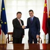 Xi Jinping junto a Pedro Sánchez, en noviembre de 2018.