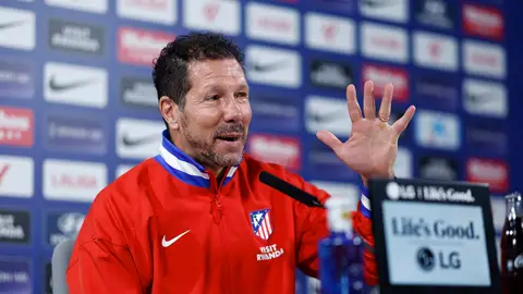 Simeone: "El Barça es equipo que mejor juega... y lo eliminamos dos veces" Simeone: "El Barça es equipo que mejor juega... y lo eliminamos dos veces"