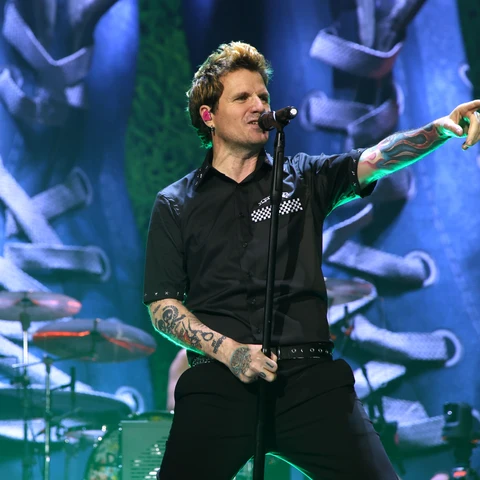 Dani Martín durante uno de sus dos conciertos en el Roig Arena