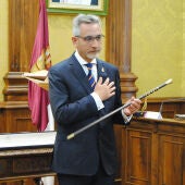 Toma posesión de Jesús Martín como alcalde de Valdepeñas en junio de 2023