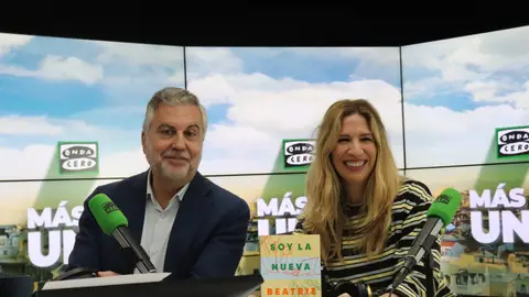 Beatriz Arias con Carlos Alsina Beatriz Arias con Carlos Alsina