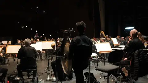 La ROSS lleva la novena de Dvorák a escolares en el auditorio Riberas del Guadaíra de Alcalá La ROSS lleva la novena de Dvorák a escolares en el auditorio Riberas del Guadaíra de Alcalá