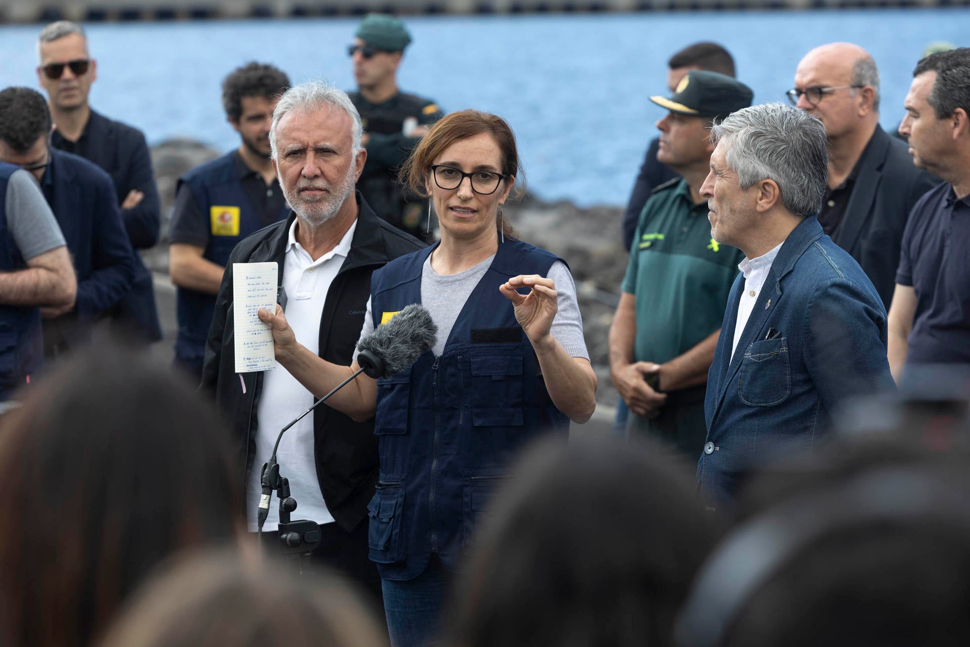 Los ministros de Sanidad, Mónica García; Interior, Fernando Grande Marlaska; y Política Territorial, Ángel Víctor Torres. Los ministros de Sanidad, Mónica García; Interior, Fernando Grande Marlaska; y Política Territorial, Ángel Víctor Torres.